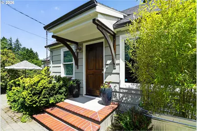 8326 SW 57th Ave, Portland, OR 97219 - Photo 1