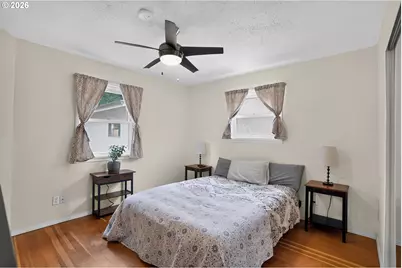 8326 SW 57th Ave, Portland, OR 97219 - Photo 13