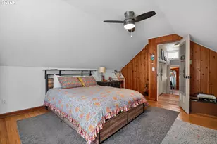 8326 SW 57th Ave, Portland, OR 97219 - Photo 15
