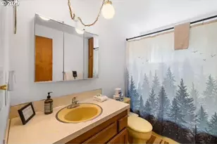 18320 N Hwy 101, Rockaway Beach, OR 97136 - Photo 23