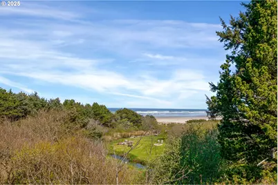 18320 N Highway 101, Rockaway Beach, OR 97136 - Photo 43