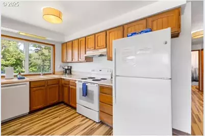 18320 N Highway 101, Rockaway Beach, OR 97136 - Photo 17