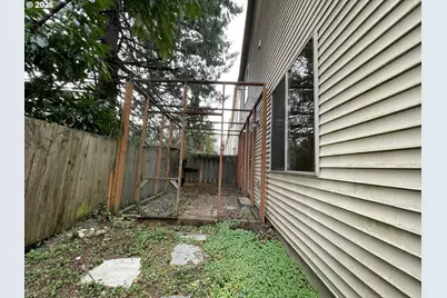 14728 NE Flanders St, Portland, OR 97230 - Photo 23