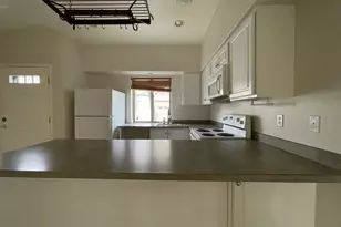 14728 NE Flanders St, Portland, OR 97230 - Photo 11