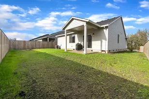 893 E Cleveland St, Carlton, OR 97111 - Photo 17