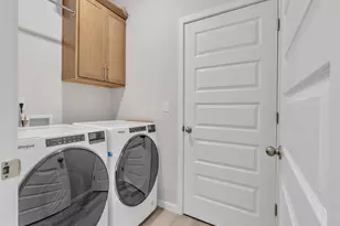 893 E Cleveland St, Carlton, OR 97111 - Photo 11