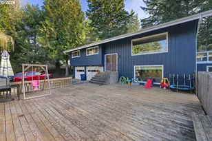 1101 E 15th St, Coquille, OR 97423 - Photo 3