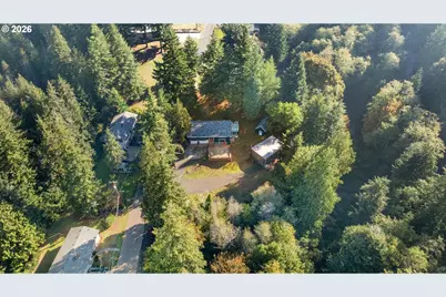 1101 E 15th St, Coquille, OR 97423 - Photo 45