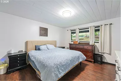 1101 E 15th St, Coquille, OR 97423 - Photo 23