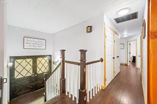 1101 E 15th St, Coquille, OR 97423 - Photo 19