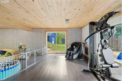 1101 E 15th St, Coquille, OR 97423 - Photo 29