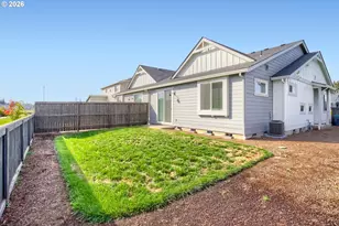 7736 SE Affinity Ln, Hillsboro, OR 97123 - Photo 17