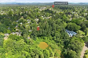 3700 SE Ellis St, Portland, OR 97202 - Photo 3