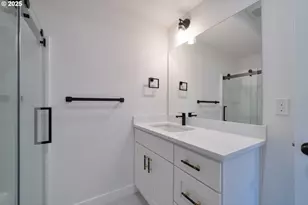 120 Crescent St, Tillamook, OR 97141 - Photo 31