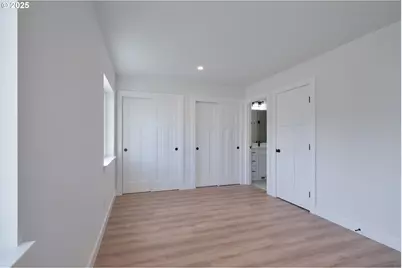 120 Crescent St, Tillamook, OR 97141 - Photo 25