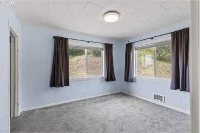 66634 Glasgow Ln, North Bend, OR 97459 - Photo 25