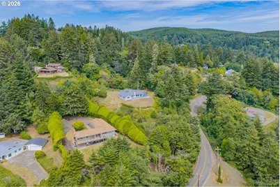 66634 Glasgow Ln, North Bend, OR 97459 - Photo 43