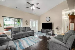120 Linda Ln, Shady Cove, OR 97539 - Photo 5