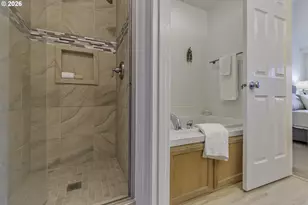 913 SE Handel Pl, Hillsboro, OR 97123 - Photo 17