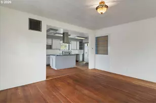 49 S Main St, Lebanon, OR 97355 - Photo 9