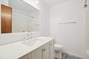 5009 NE Emerson Ct, Portland, OR 97218 - Photo 11