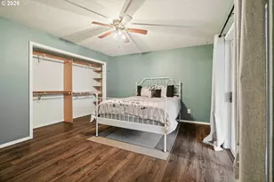 5009 NE Emerson Ct, Portland, OR 97218 - Photo 13