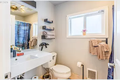 105 S 6th Ave, Rockaway Beach, OR 97136 - Photo 27