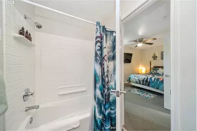 105 S 6th Ave, Rockaway Beach, OR 97136 - Photo 19