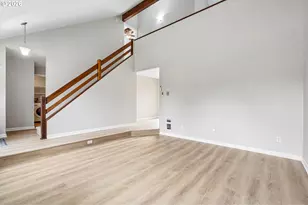 13285 SW Brittany Dr, Tigard, OR 97223 - Photo 7