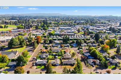 2608 NE Irvine St, McMinnville, OR 97128 - Photo 41