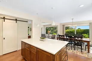 1121 Devon Ln, Lake Oswego, OR 97034 - Photo 21