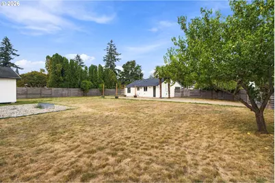 2850 NE 111th Dr, Portland, OR 97220 - Photo 31
