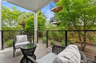 425 NE Bryant St, Portland, OR 97211 - Photo 15
