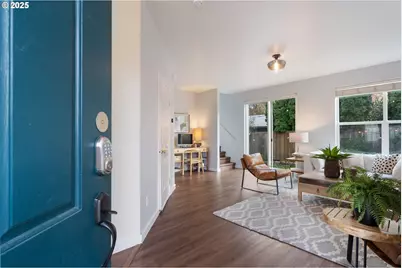 18186 SW Strathmoor St, Beaverton, OR 97007 - Photo 3