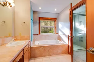 6850 Oakbrook Ln, The Dalles, OR 97058 - Photo 11