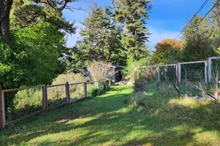 307 12th St, Port Orford, OR 97465 - Photo 19