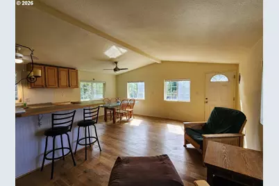 307 12th St, Port Orford, OR 97465 - Photo 5