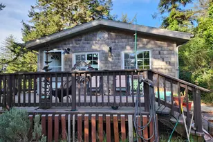 307 12th St, Port Orford, OR 97465 - Photo 23