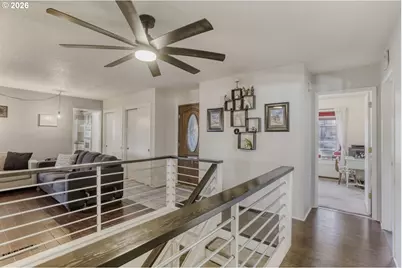 2401 SW Eleven Mile Dr, Gresham, OR 97080 - Photo 11