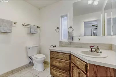 2401 SW Eleven Mile Dr, Gresham, OR 97080 - Photo 25