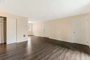 16825 SE Powell Blvd, Portland, OR 97236 - Photo 5