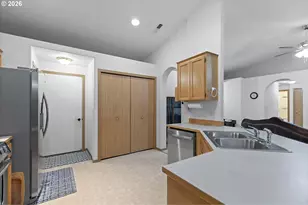 709 Toliver Dr, Molalla, OR 97038 - Photo 9