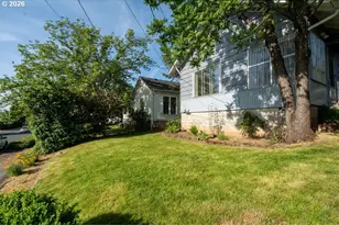 724 N Main St, Brownsville, OR 97327 - Photo 9