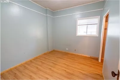 724 N Main St, Brownsville, OR 97327 - Photo 19