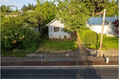 724 N Main St, Brownsville, OR 97327 - Photo 5