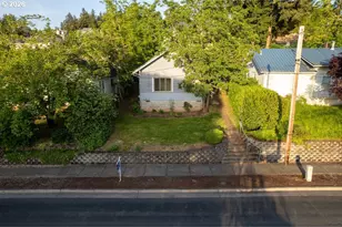 724 N Main St, Brownsville, OR 97327 - Photo 5