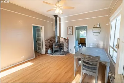 724 N Main St, Brownsville, OR 97327 - Photo 15