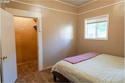 724 N Main St, Brownsville, OR 97327 - Photo 25