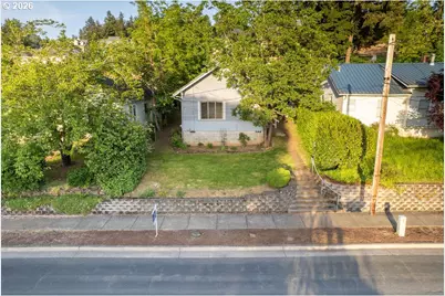 724 N Main St, Brownsville, OR 97327 - Photo 5