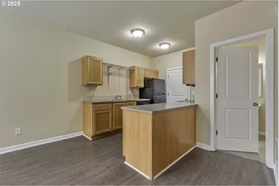 18483 SW Annamae Ln, Beaverton, OR 97003 - Photo 7